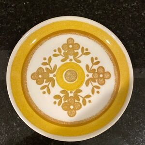 Jamestown China Ironstone Coupe Plate Yellow and Brown Flower Design 7 3/8”